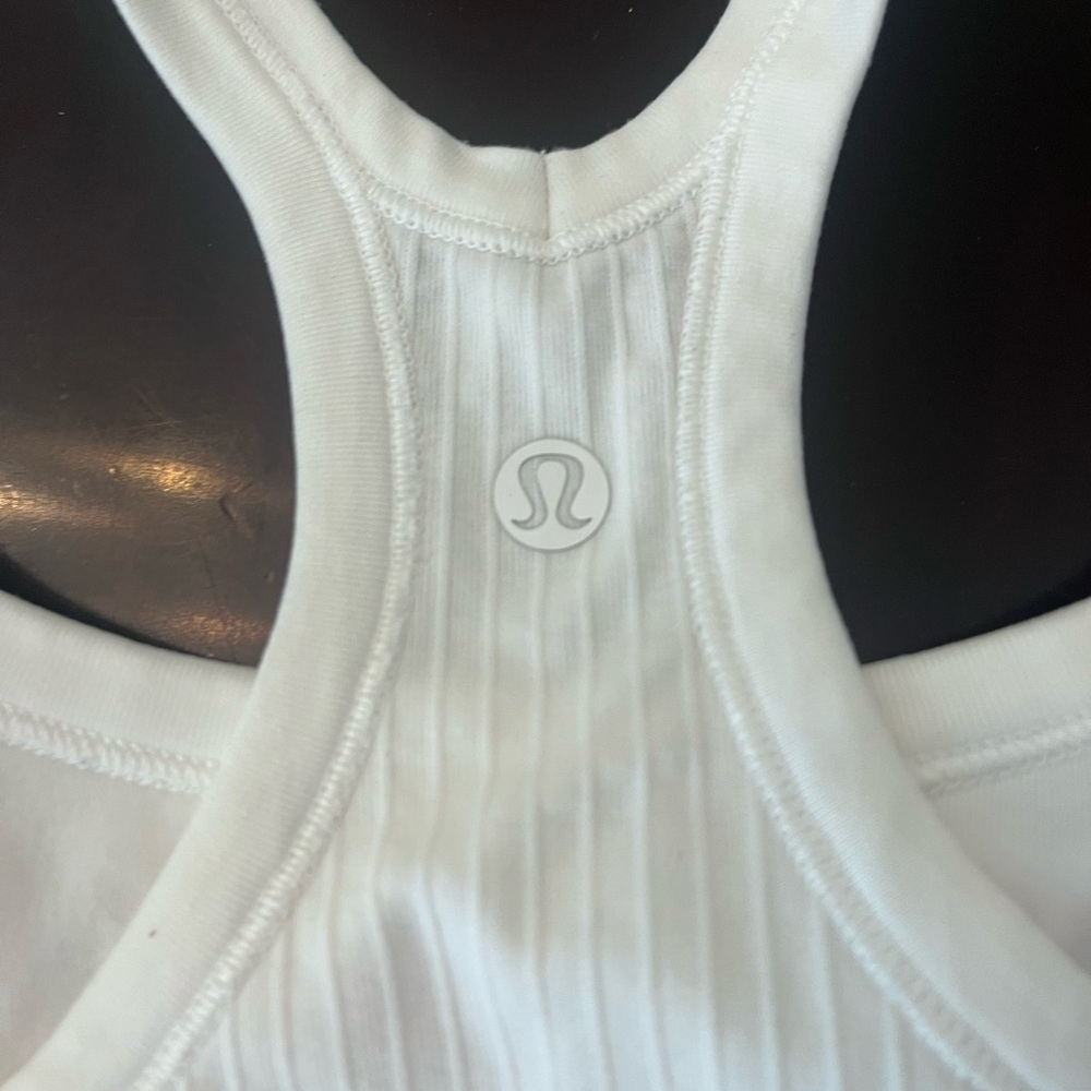 Lululemon Ebb to the Street Tank